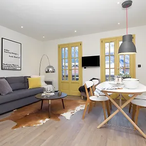 Chalet Suisse - Alpes Travel - Central - Sleeps 4 Chamonix